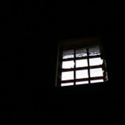 Window_alan_falcon_square