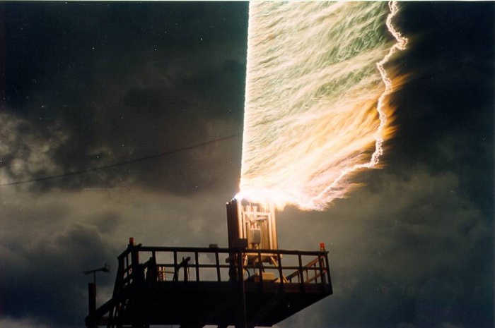 Lightning_big