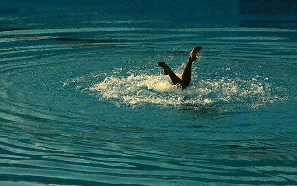 Swimming_solo
