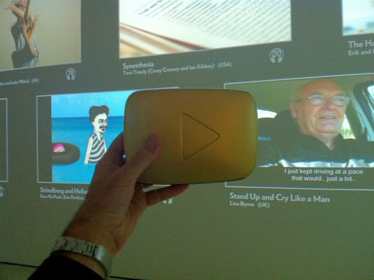 Playbutton_large