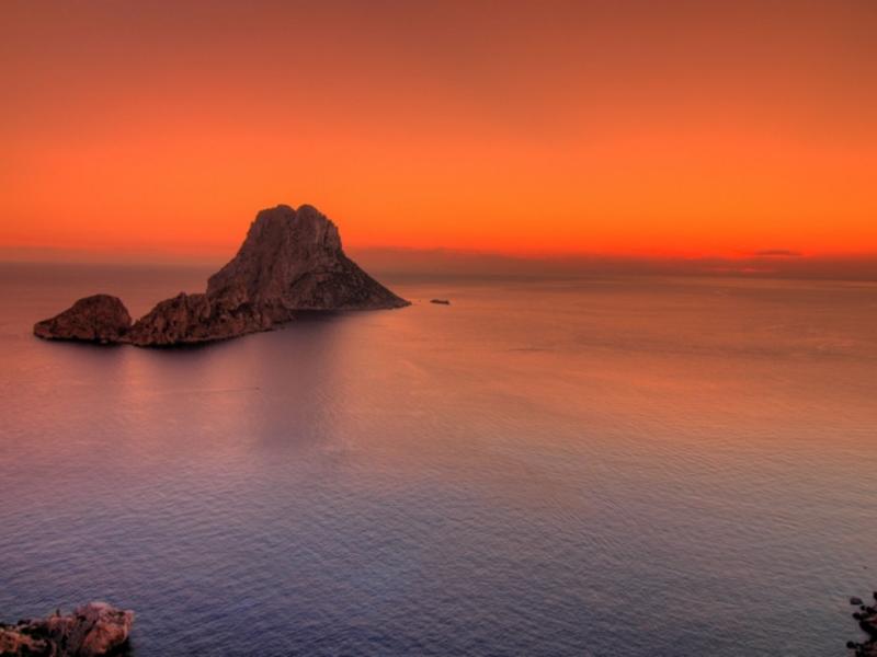 2864498359 938413065a b