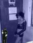 el negrpo esta bailando