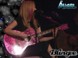 Avril , live in Paris