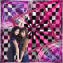 selly e demi  best friders!!