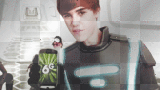 JUSTIN BIEBER