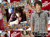 nick jonas tomando soda