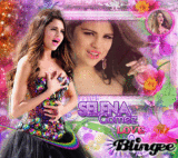 Selena Gomez Luz Colorida ! !