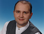 Wes Davis: British easy listening country singer with a famous father