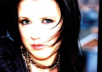 Shell: From tbc teen pop to rock chick singer/songwriter