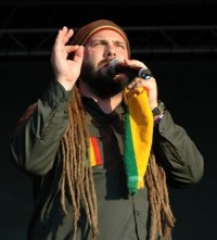 Christafari: Mark Mohr &amp; his reggae gospel musicianaries shaking CCM To The Foundation