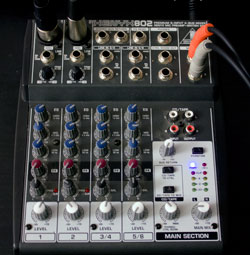 Behringer Mixer