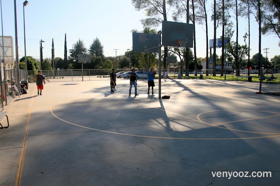 Basketball Courts At Reseda Recreation Center Reseda Ca Venyooz