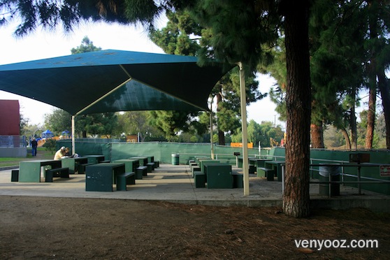Bbq Pits Picnic Tables At Palms Recreation Center Los Angeles Ca Venyooz