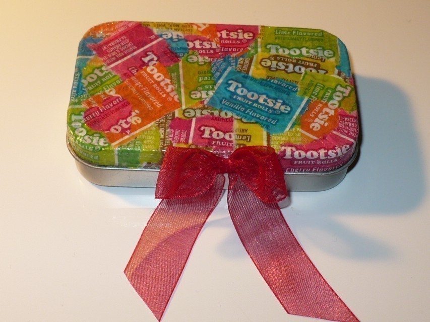 Altoid Tin · A Pot · Art, Decorating, and Embellishing on Cut Out + Keep