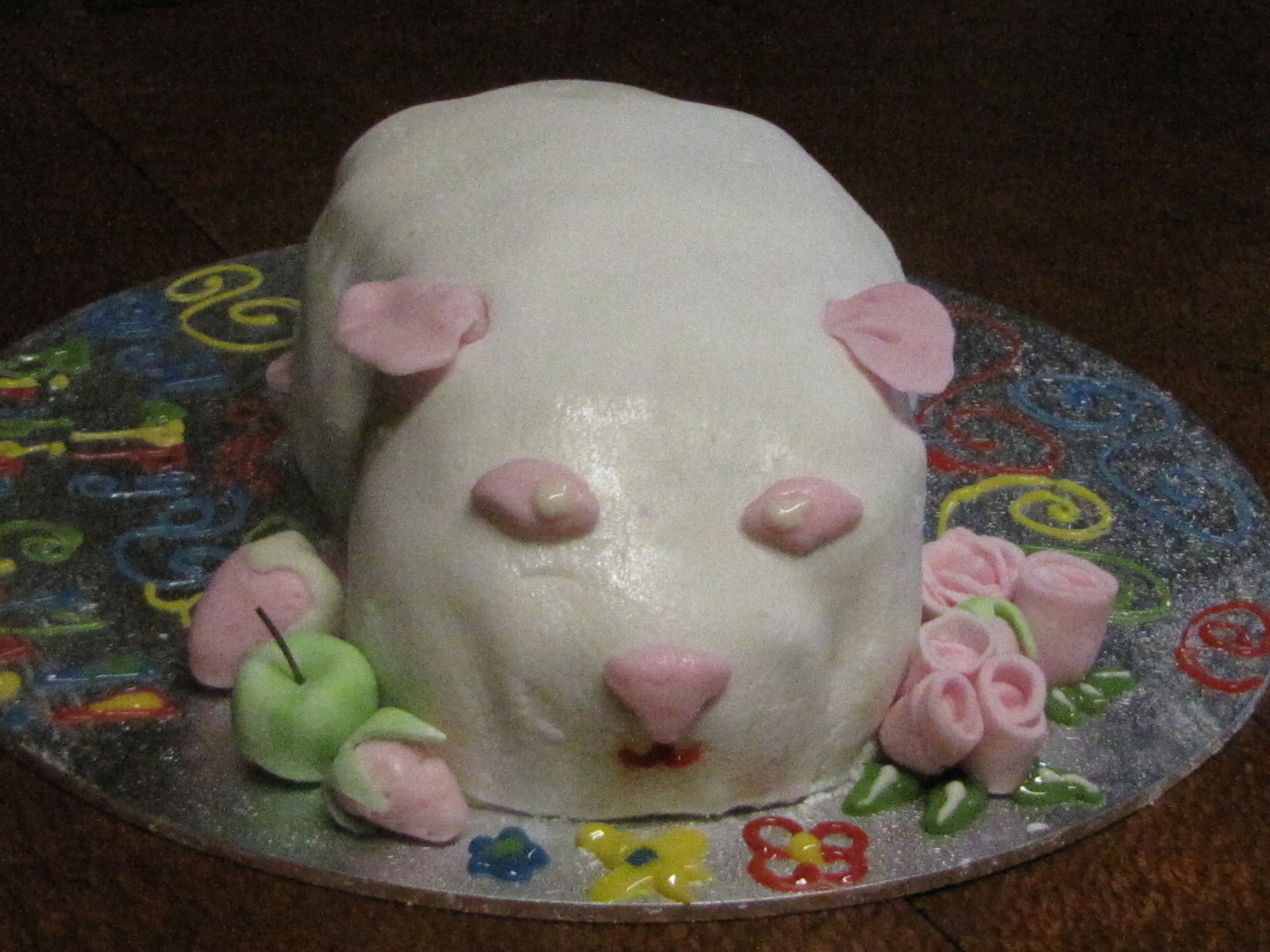Guinea Pig Cake · An Animal Cake · Food Decoration on Cut Out + Keep
