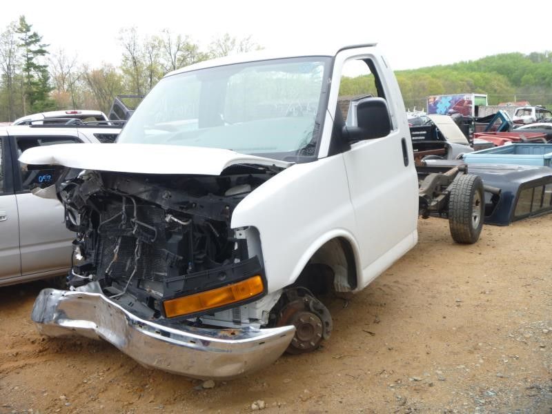 13 14 15 CHEVY EXPRESS 3500 CENTER CONSOLE CUP HOLDER eBay