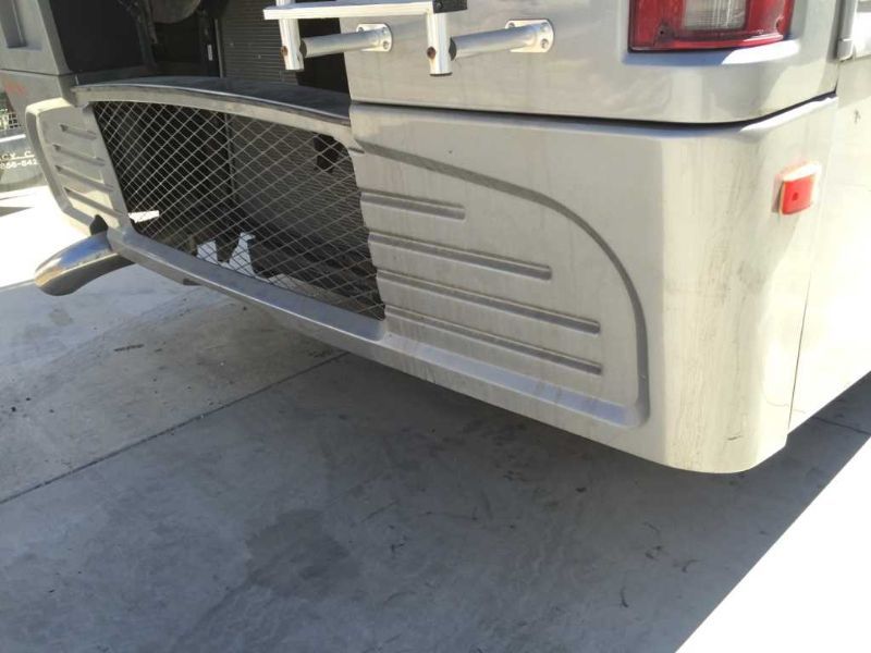 06 Fleetwood Providence RV Motorhome Rear Fiberglass Bumper Cap Clip w