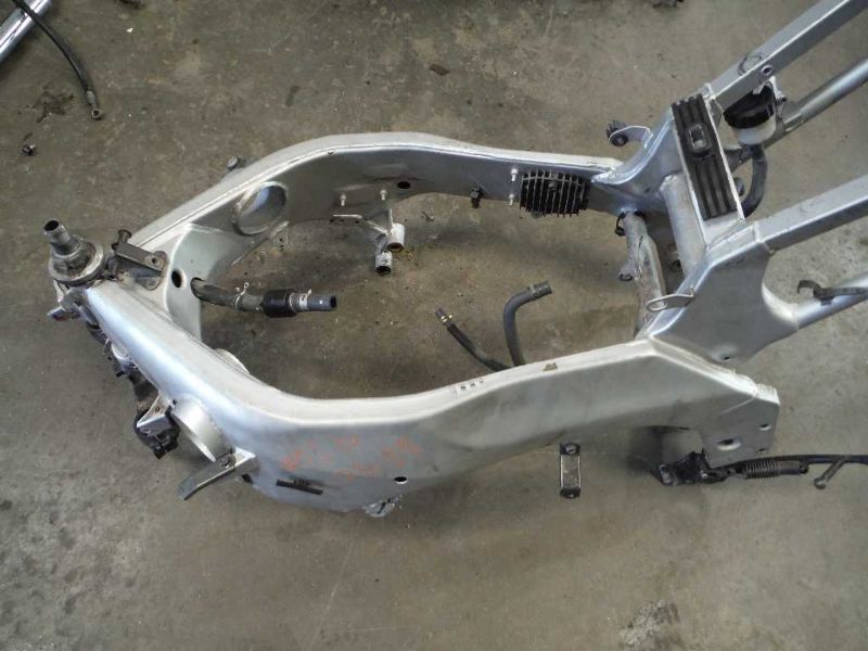 2004 YAMAHA R6 YZF6 MOTORCYCLE FRAME eBay