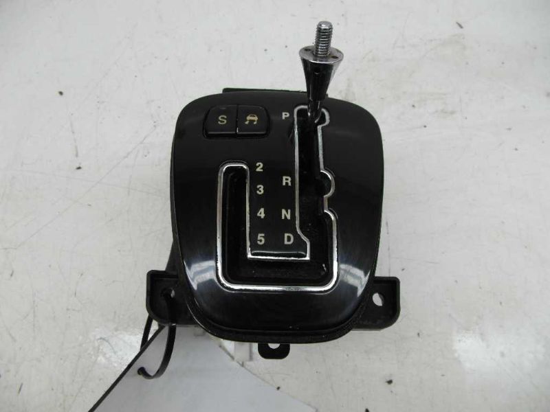 20042005 Jaguar XJ8, Vanden Plas, Automatic Gear Shifter, P/N 2W93