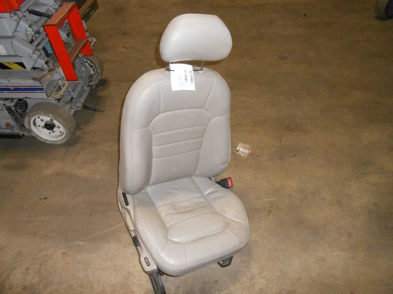02 03 JEEP LIBERTY R. FRONT SEAT 292808 eBay