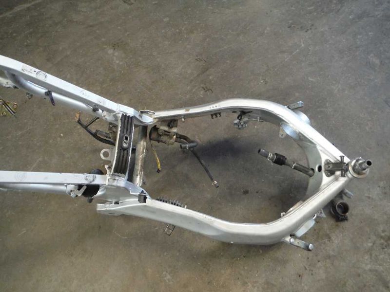 2004 YAMAHA R6 YZF6 MOTORCYCLE FRAME eBay