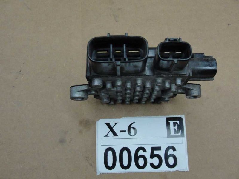 2007 2008 Infiniti G35 sedan radiator cooling fan control module