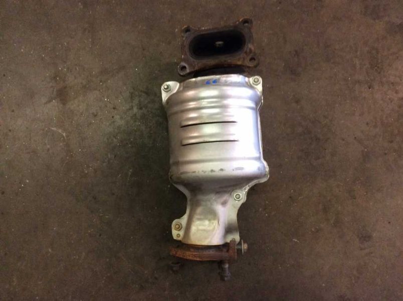 11 12 13 14 15 HONDA ODYSSEY REAR CATALYTIC CONVERTER (SALVAGE/SCRAP