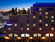 University-hotel-minneapolis-lit-exterior_sr