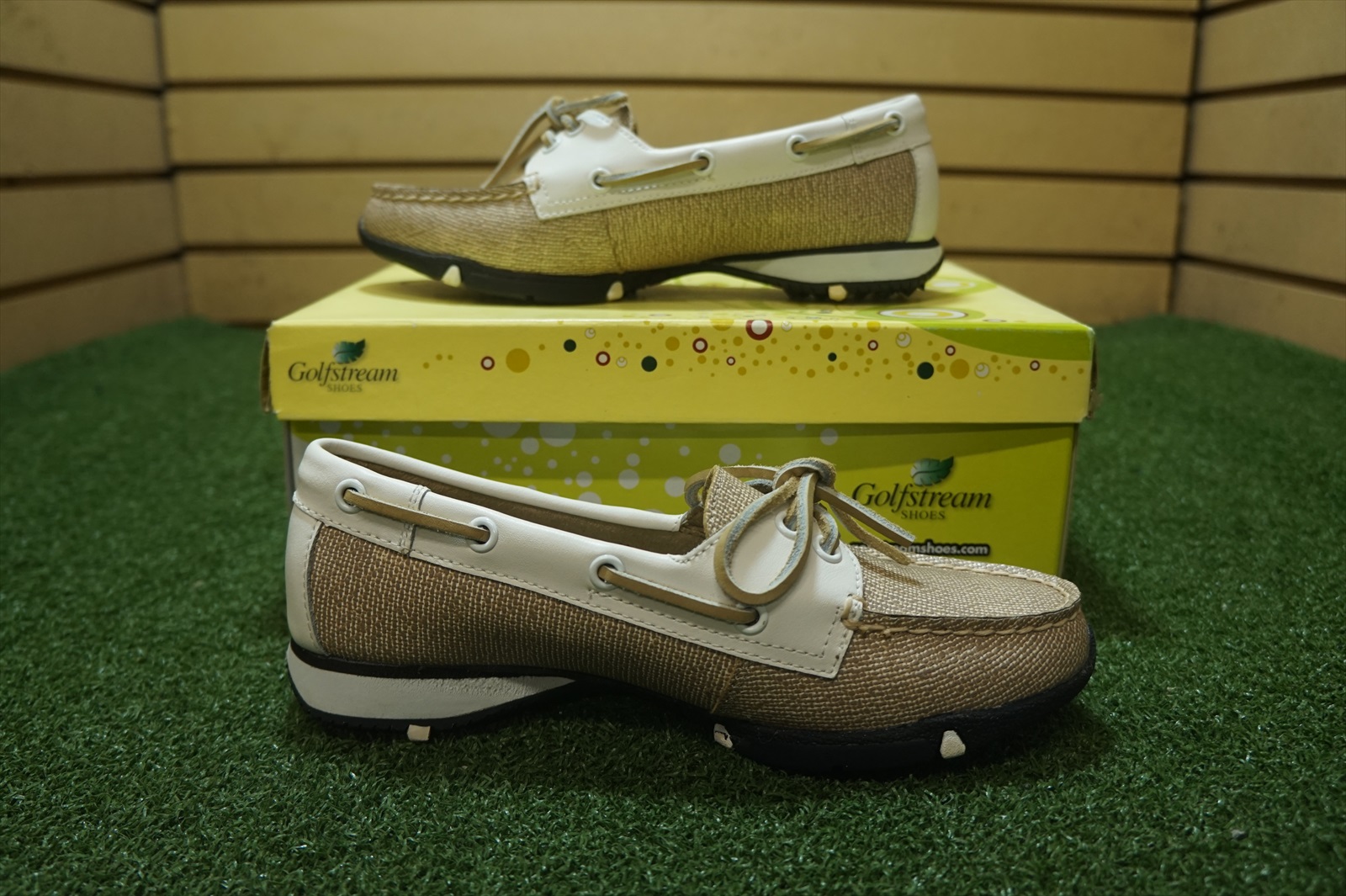 NEW Golfstream Boat Spikeless Womens Golf Shoe Size 6.5 Medium Beach