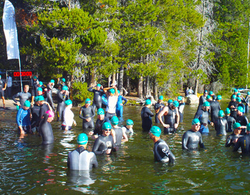 China Peak Triathlon swim start