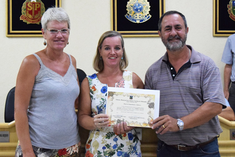Jacinta, Mario e Catharine Sitta - moção - principal