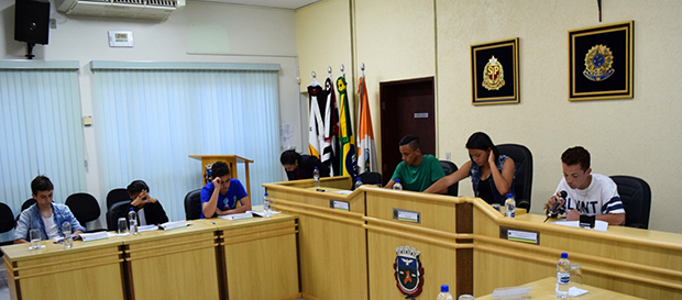 Câmara Jovem junho 2016 3_36ceef923755f115bab2f06e45920eb90191d4f0