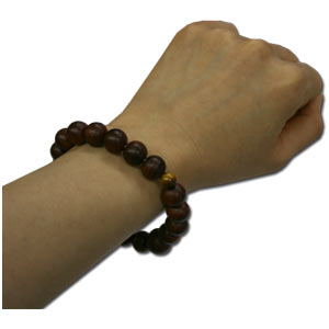 DX SHITAN / Sandalwood JUZU with Natural Stone