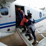 Loreto: Programa PAIS del Midis evacúa de emergencia a gestante de gemelos