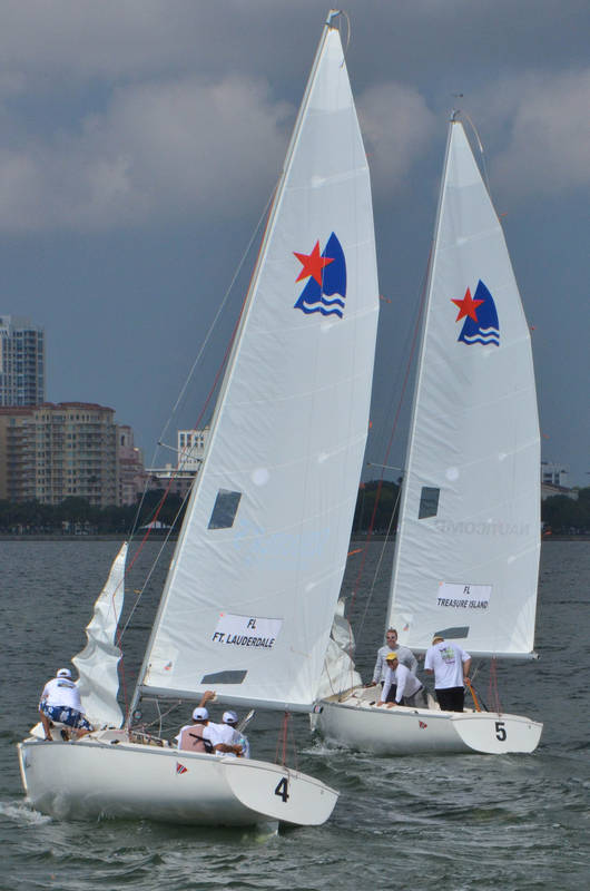 St Petersburg FL Races and Harbor 4-19-21-12 053.jpg