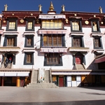 Road to Lhasa 12.  Drepung monastery, near Lhasa  oct11