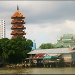I think this is a good pic to show some of the diversity of Bangkok.