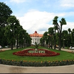 Leading to The Elizabeth Spa Building. 
Today