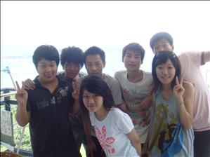 合个影先.JPG