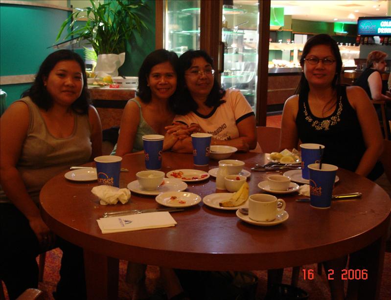 With Elvie, Olive and friend at Sky City Hotel, Darwin NT Australia