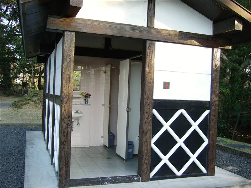 very clean public toilets•Kameyama