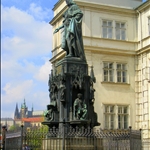 statue.jpg