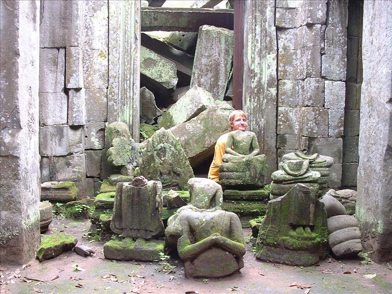 Tom - Ta Phrom4.jpg