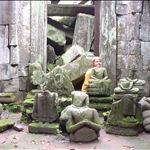 Tom - Ta Phrom4.jpg