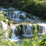 ... are many extensive waterfalls ....