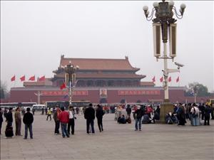 TIANANMEN SQUARE - ENTRANCE TO THE FORBIDDEN CITY
