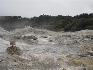 Hells Gate hotpools