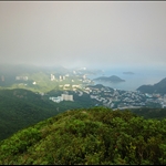 雲層飄向金馬倫山一帶持續超過一小時
