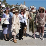 .. admired by the ladies from the Classic Cars.