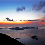 Bluff Island & Basalt Island 遠眺沙塘口山及火石洲，前景則為大癩痢